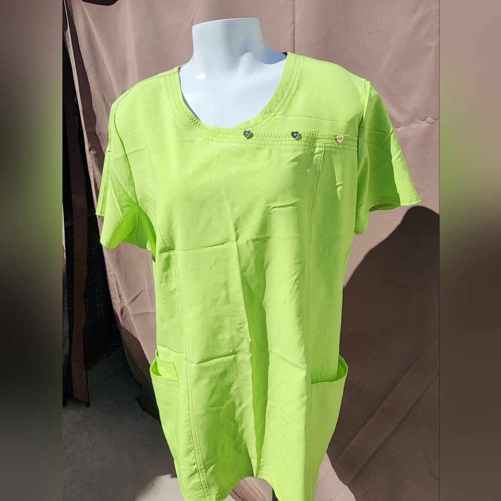 Heart & Soul Lime Green Scrub Top